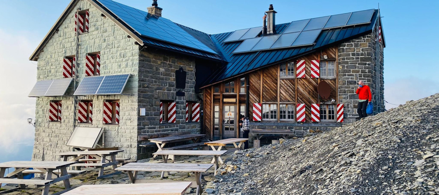 Blüemlisalphütte SAC