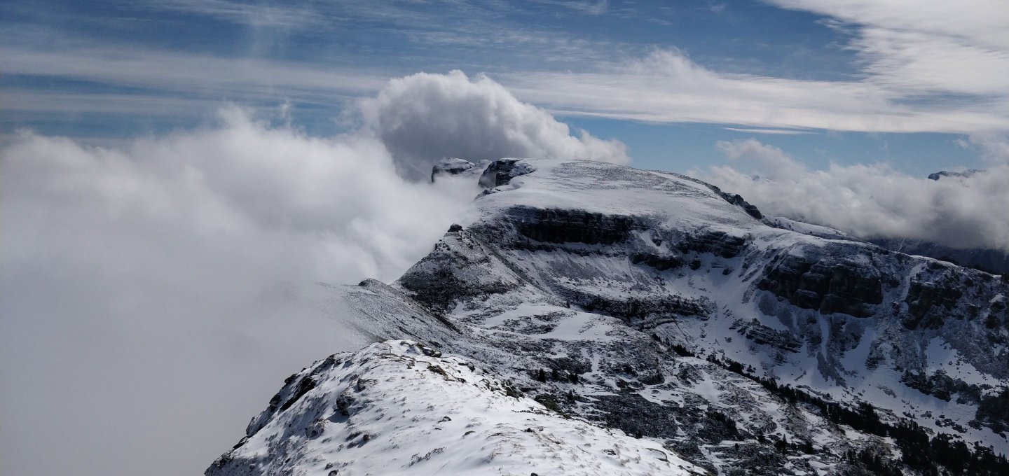 Hohgant im Schnee - &copy; Simon Rüfenacht
