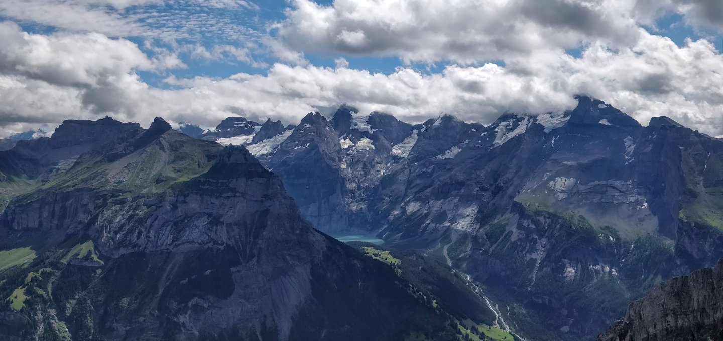 Blick auf den Öschinensee - &copy; Simon Rüfenacht