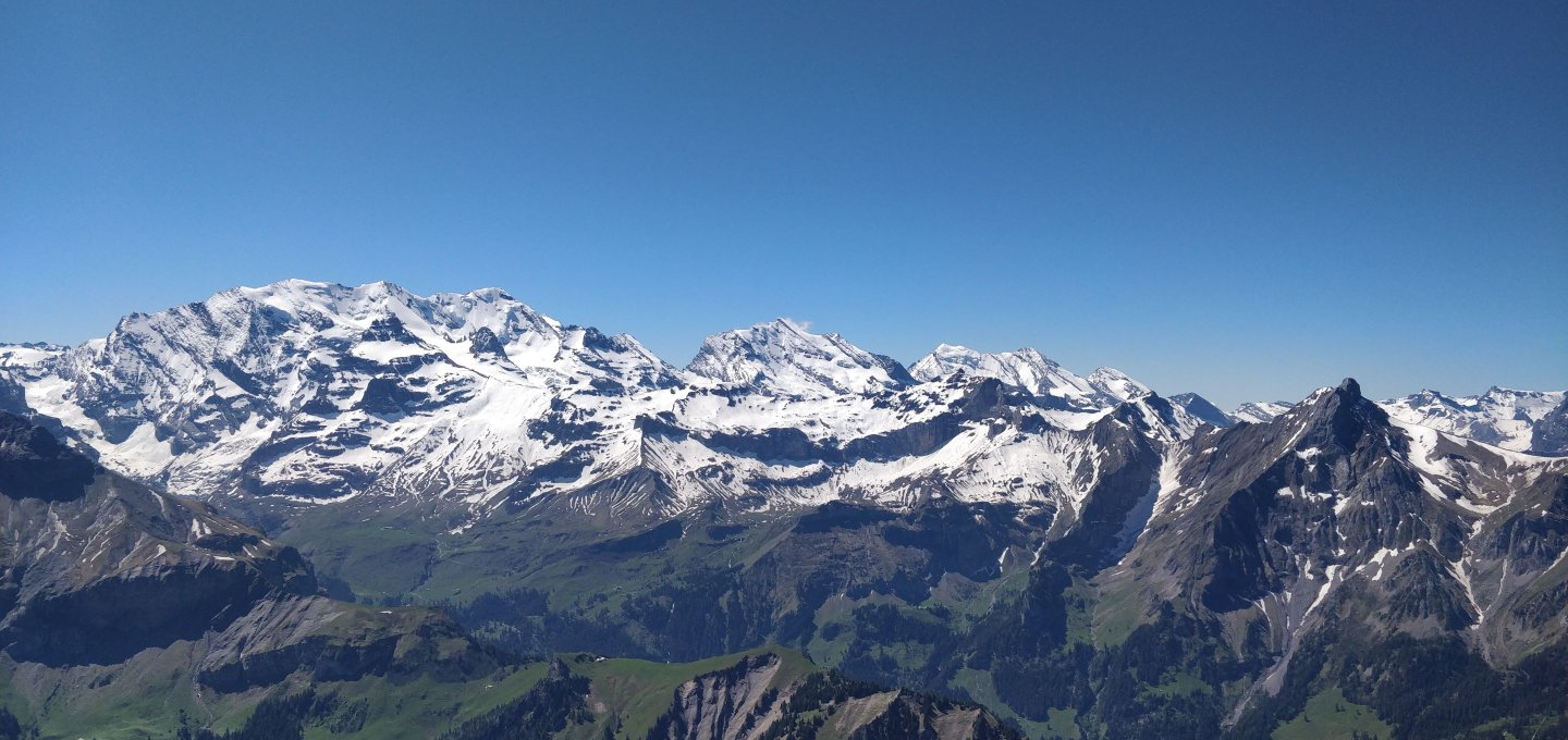 Aussicht auf das Gspaltenhorn / Blüemlisalp - &copy; Simon Rüfenacht